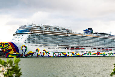 NCL-Encore-Docked