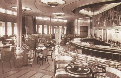 Interior of the Cunard / White Star superliner - The Queen Mary